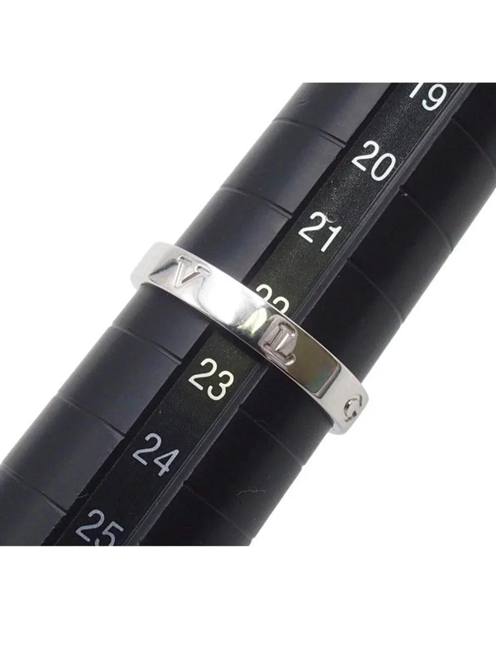 Bvlgari White Gold 18K B.Zero1 Essential Band 63 Ring
